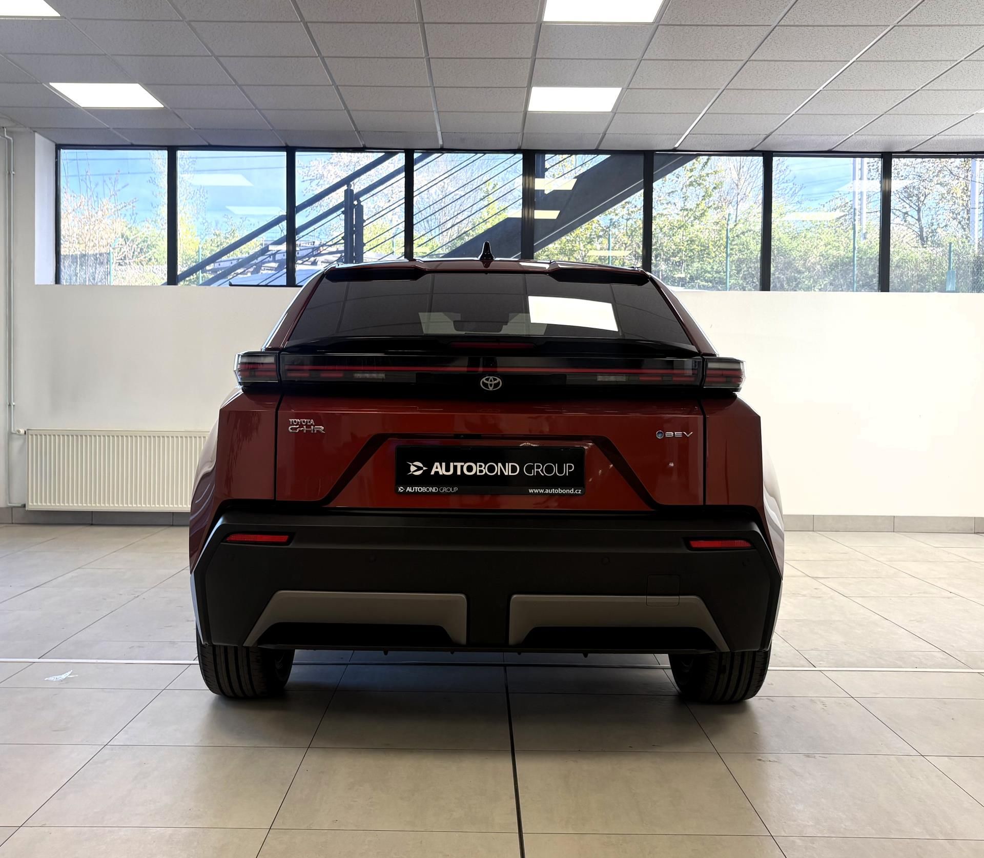 Toyota C-HR, +, BEV224, Style Dynamic - fotka 3