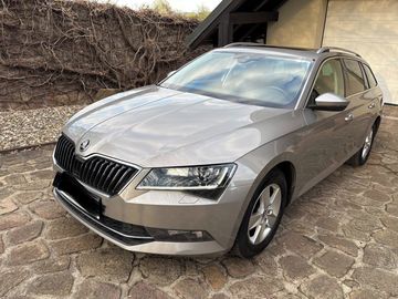 2.0TDI 110kW -ELEGANCE- XENONY