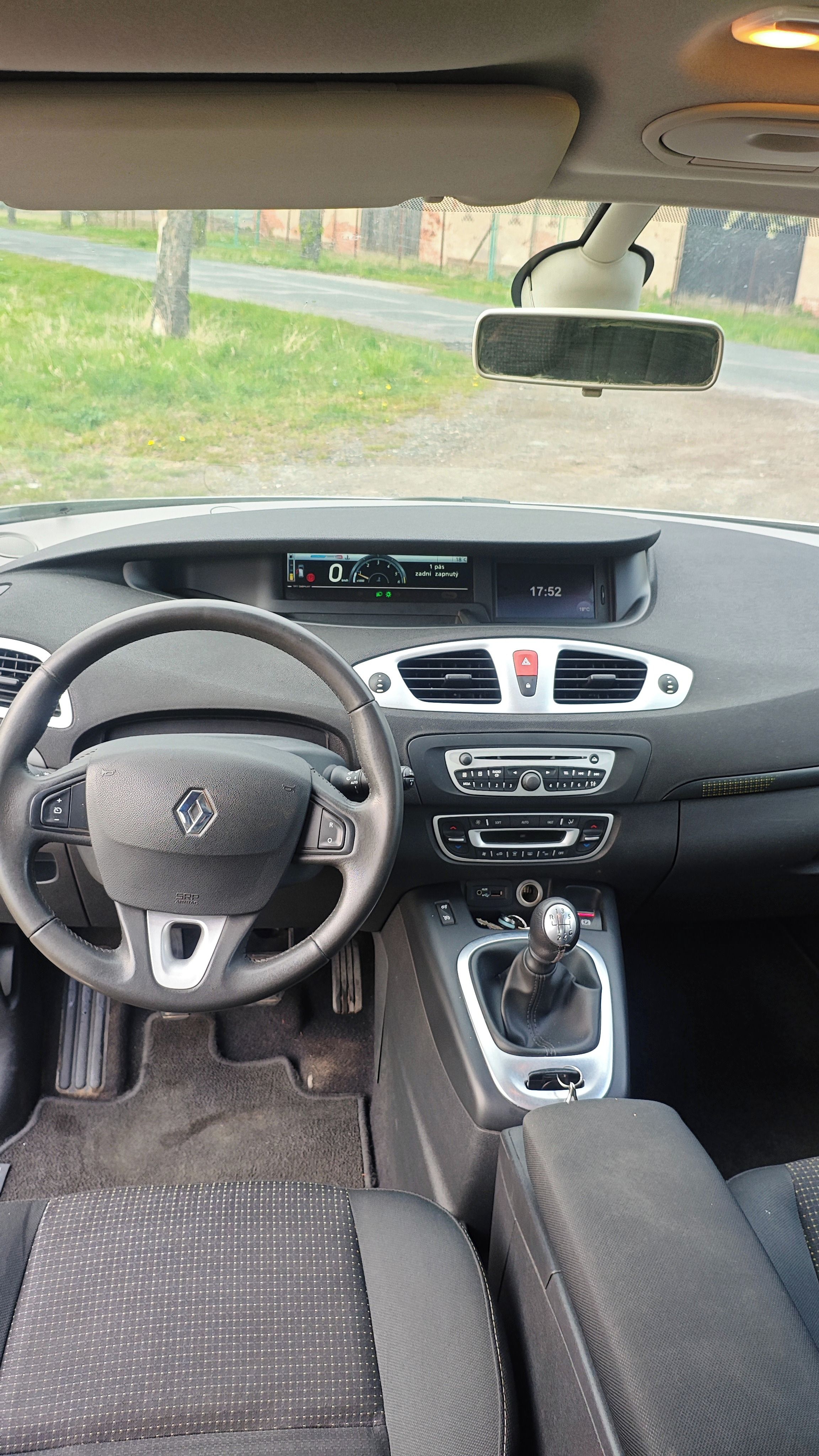 Renault Scénic, 2.0 dci - fotka 2