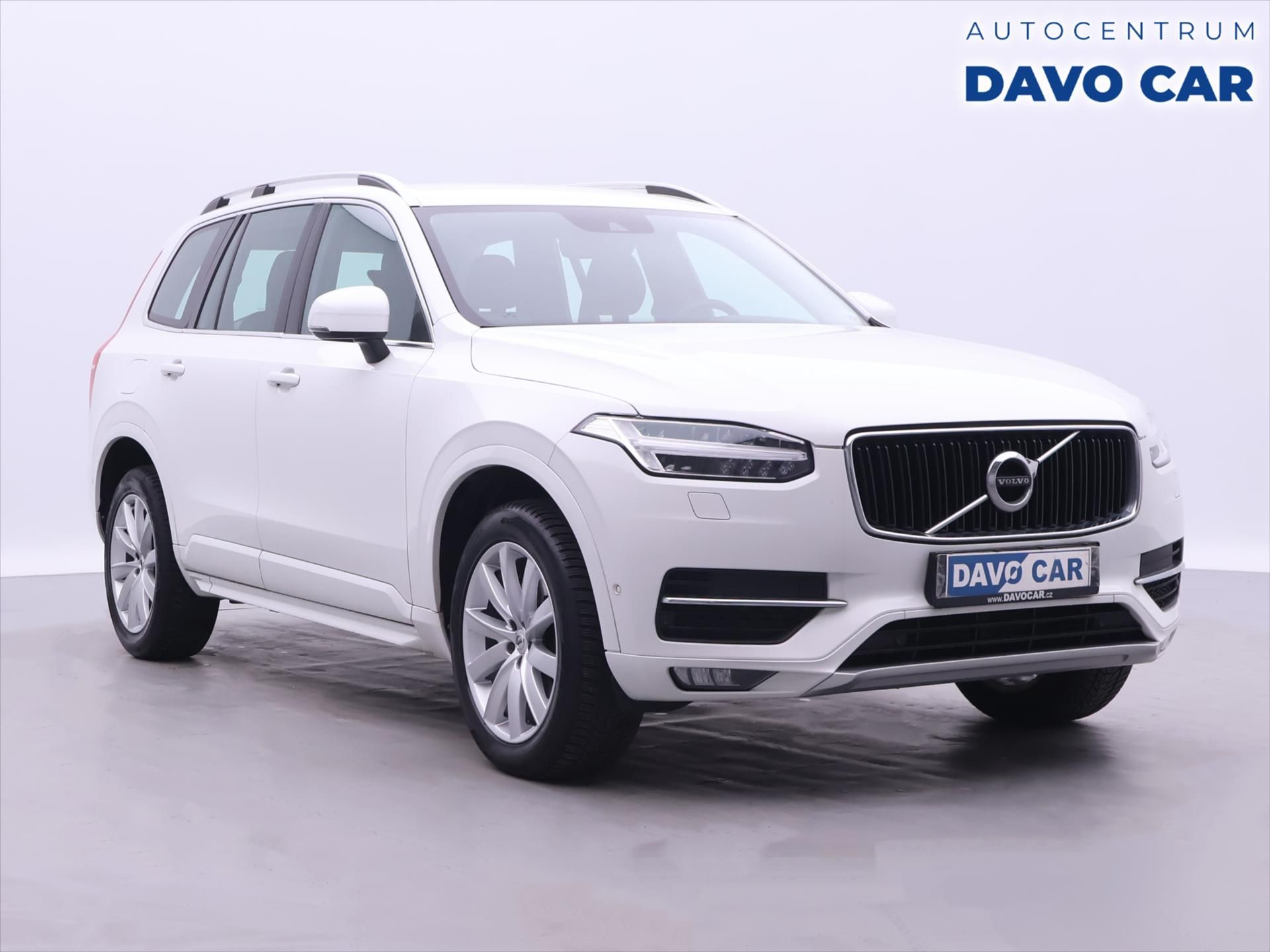 Volvo XC90, 2,0 D4 140kW CZ LED Momentum