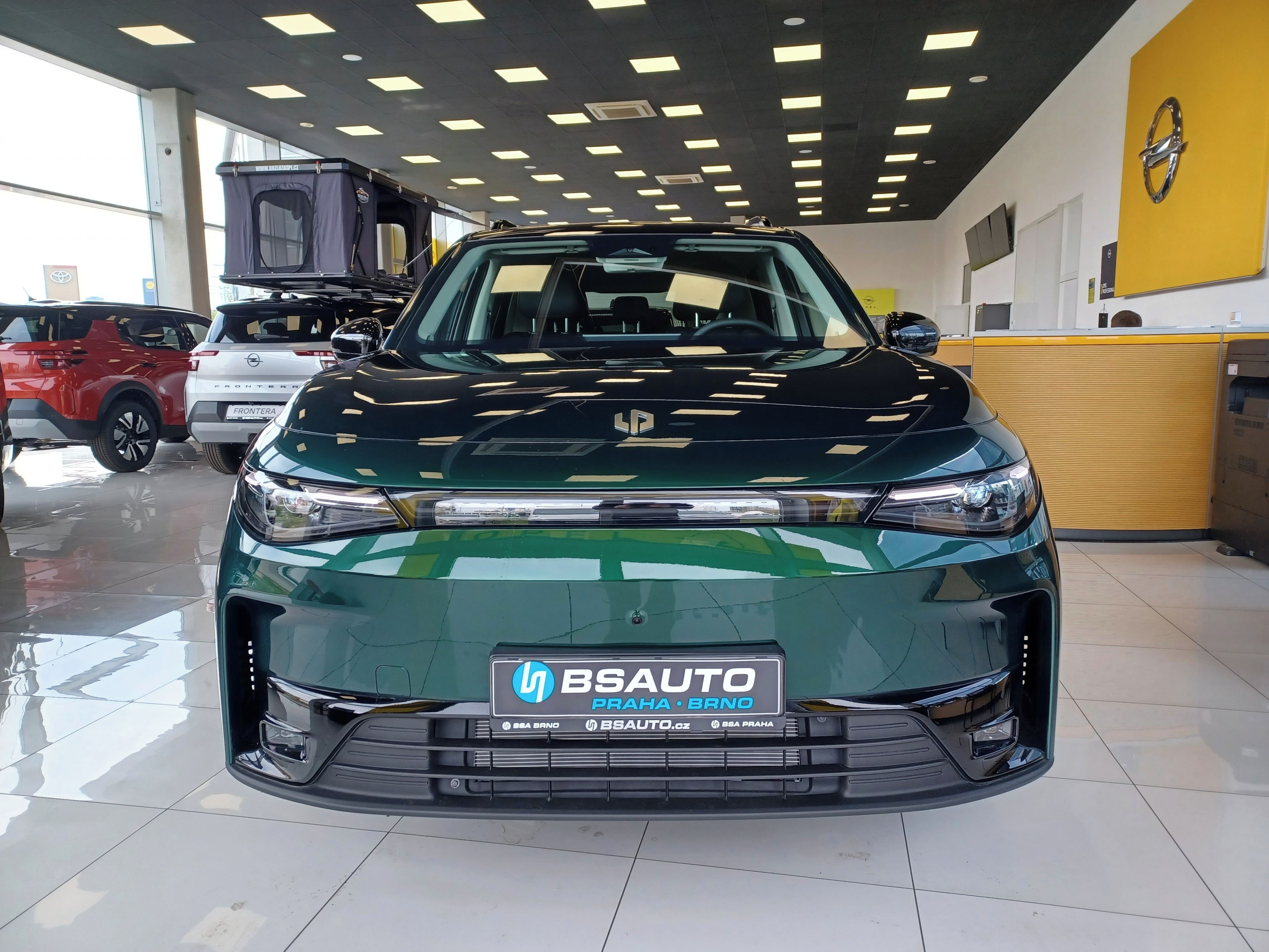 Leapmotor C10 REEV, 158kW s prodlužovačem dojezdu - fotka 2