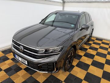 3.0Tdi*1-MAJ*DPH*R-LINE*