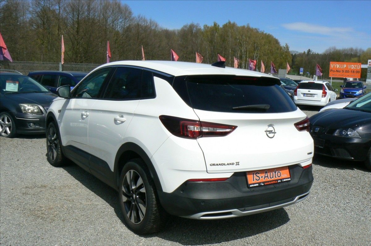 Opel Grandland X, 1,2 TURBO - fotka 5