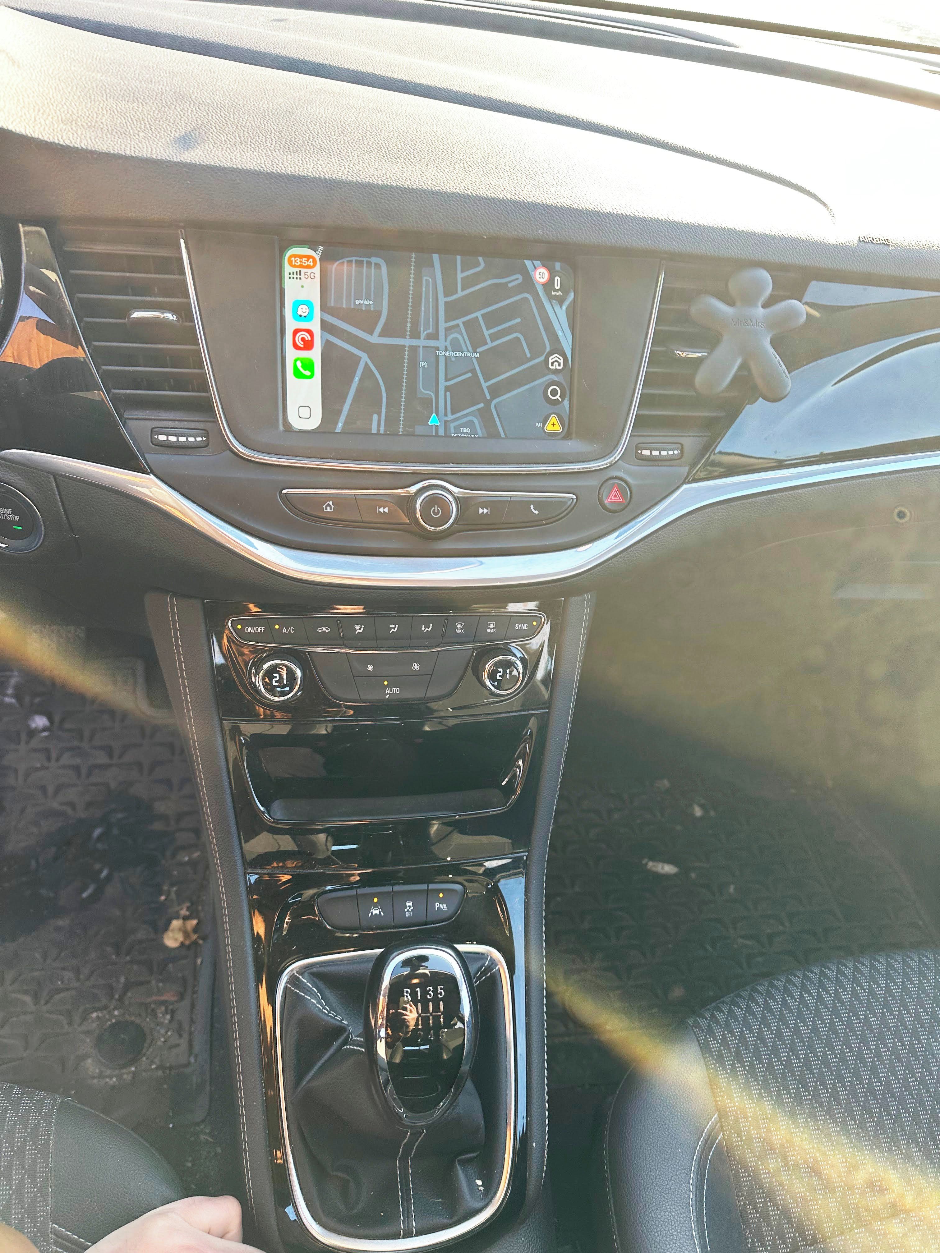Opel Astra, 1.4 Turbo 92kW, Sport Tourer+ - fotka 5
