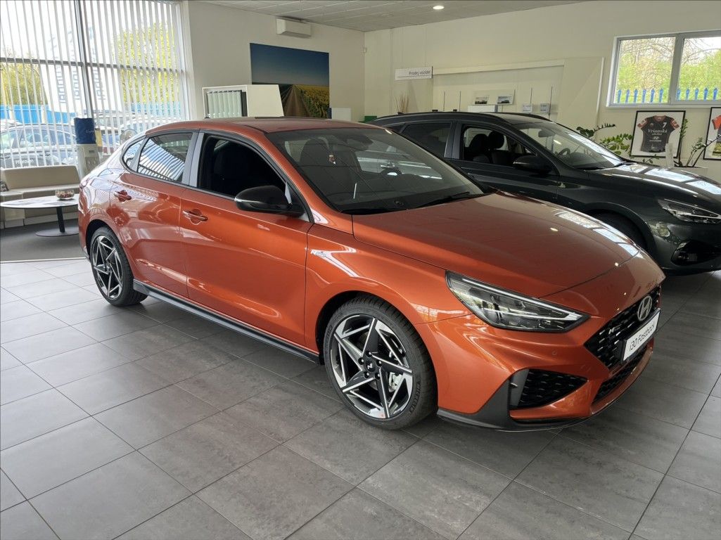 Hyundai i30, 1,5 T-GDi MT Fastback N Line