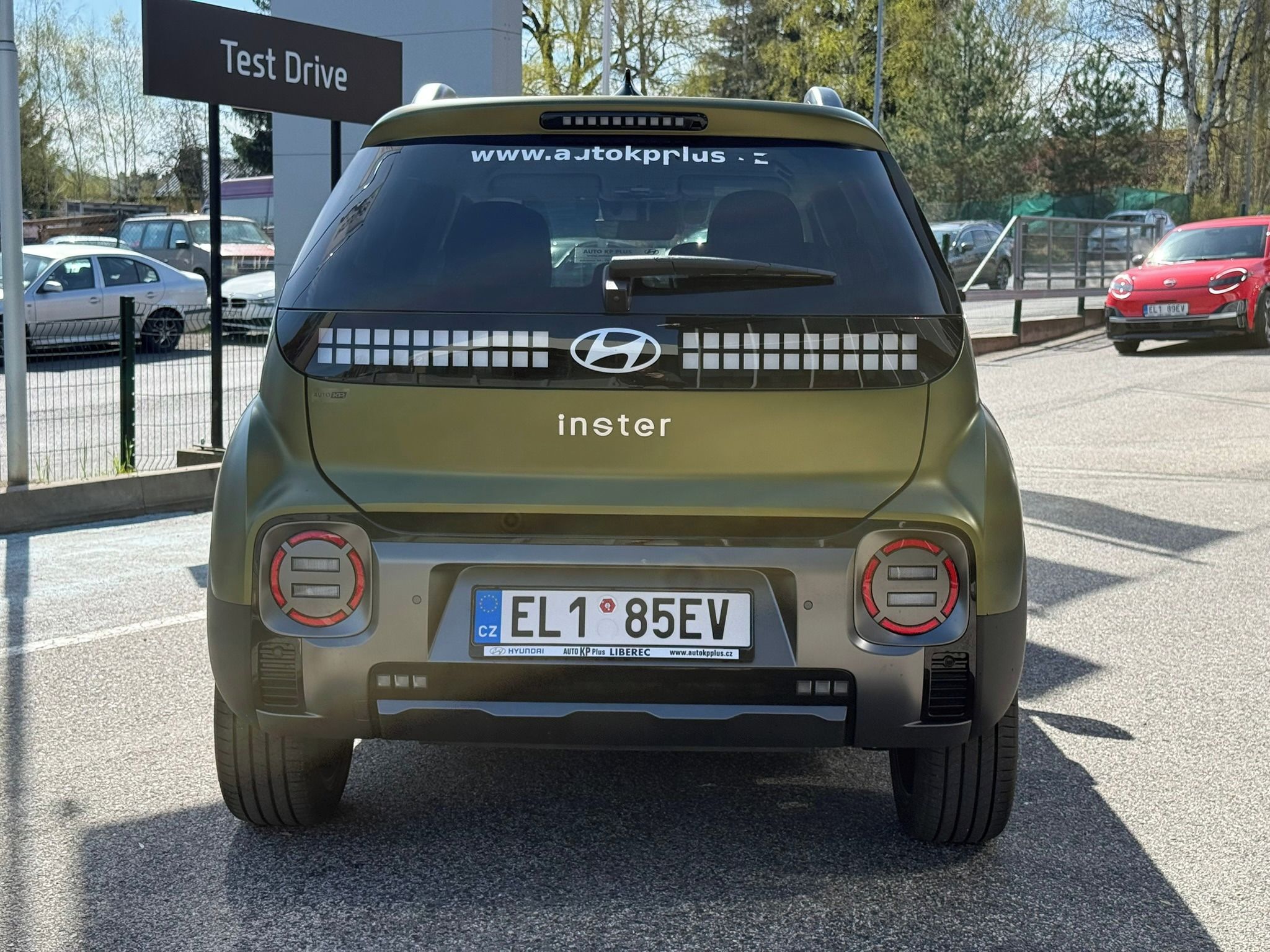 Hyundai Inster, Cross 49kWH (85kW/115k) - fotka 6