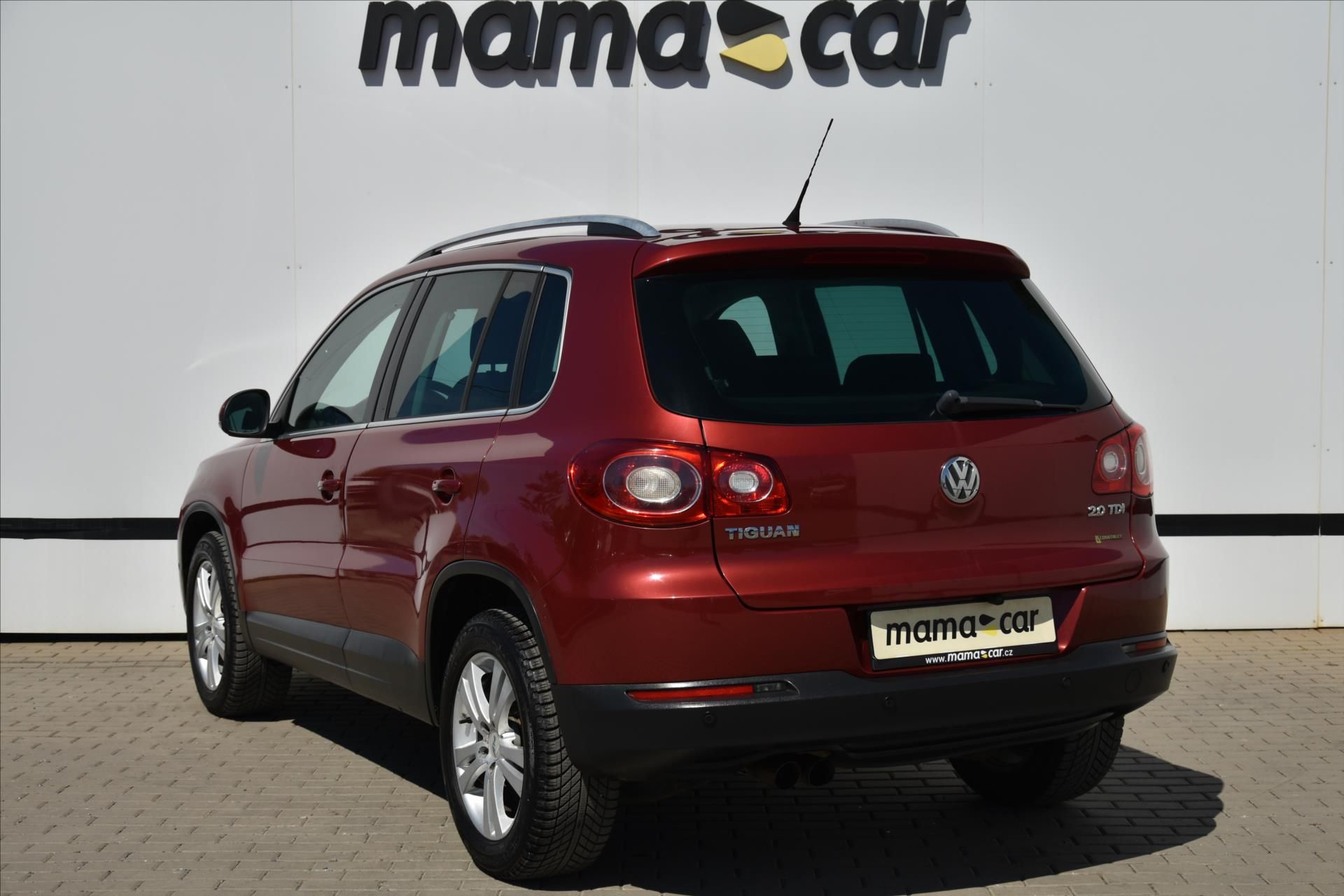 Volkswagen Tiguan, 2.0 TDI 103kW DSG 4MOTION ČR - fotka 5