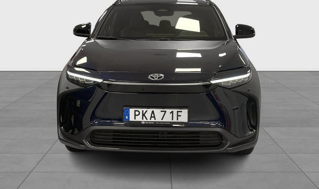 Toyota bZ4X, Style AWD 360kam - fotka 5