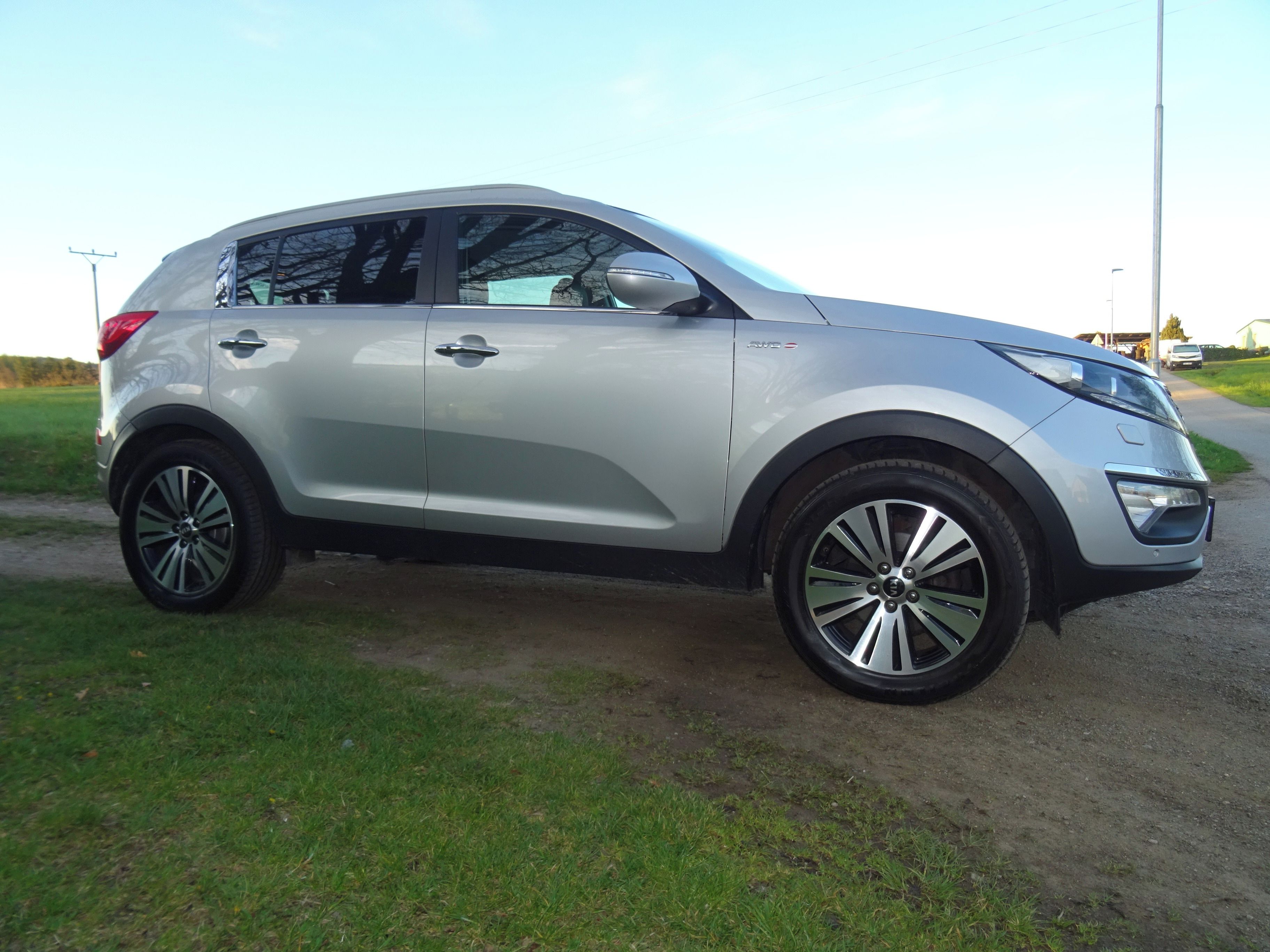 Kia Sportage, 2,0 CRDi 4x4 pěkná výbava - fotka 3