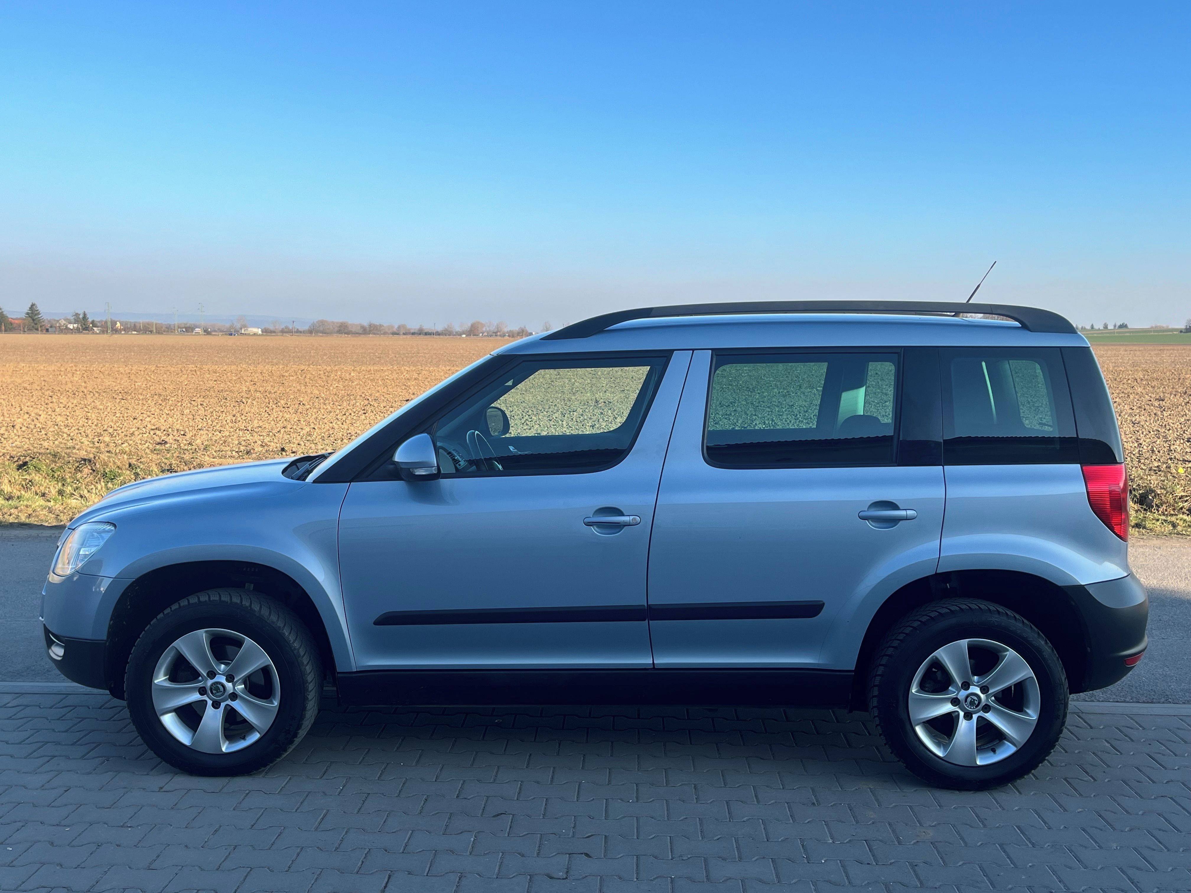 Škoda Yeti, 1.2 TSI 77Kw - 2 majitel - fotka 6