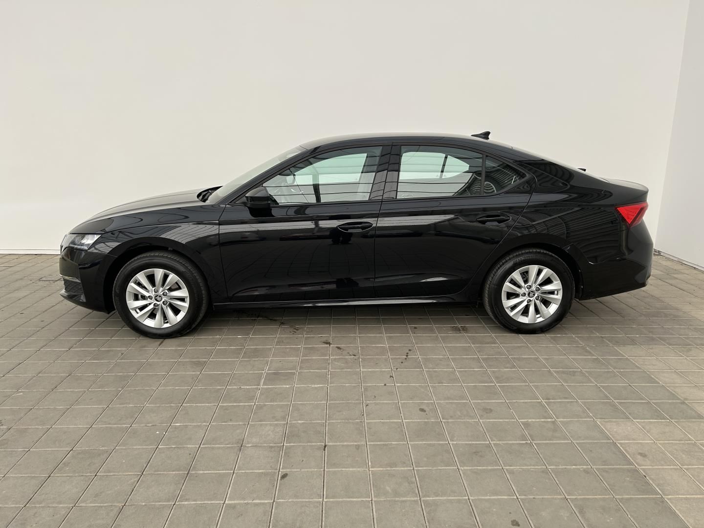 Škoda Octavia, 1.5TSI 85kW Selection - fotka 3