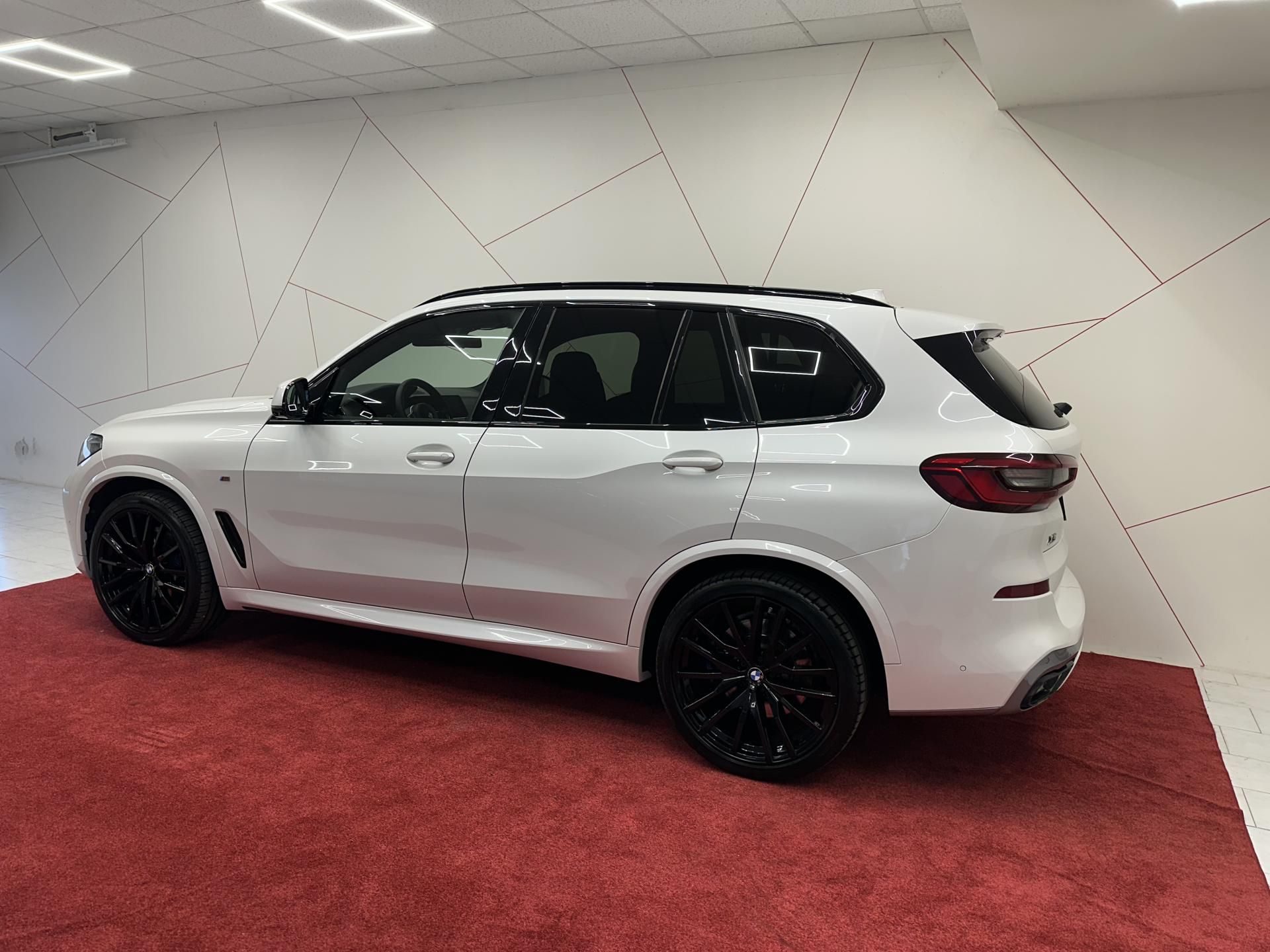BMW X5, M50d CZ*HUD*LASER*TAŽNÉ*DPH - fotka 3