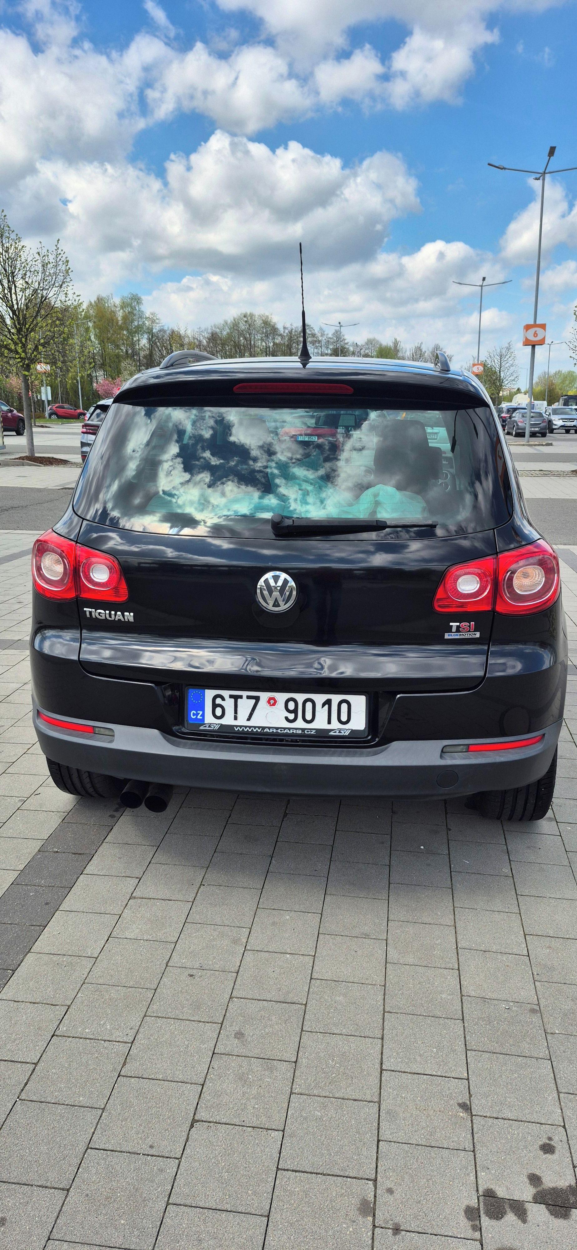 Volkswagen Tiguan, 1.4 TSi, ALU kola, klima - fotka 4