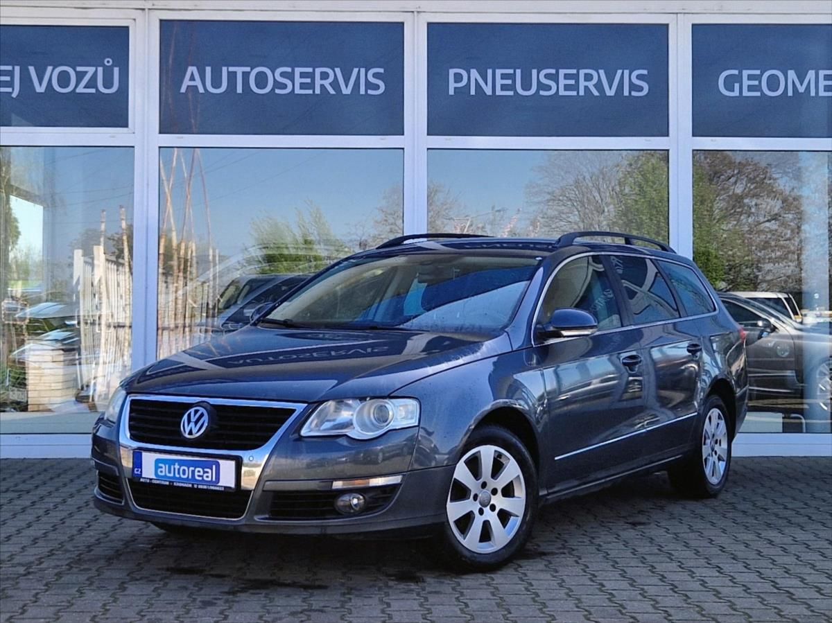 Volkswagen Passat, 1,4 TSi 90kW VÝHŘEV AUTOKLIMA