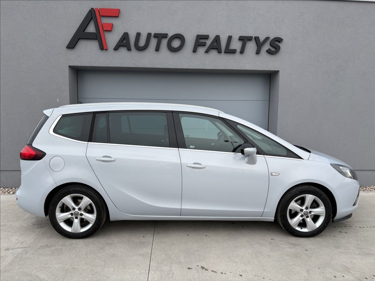 Opel Zafira, 1,4 103kw ČR servis 6MT - fotka 2