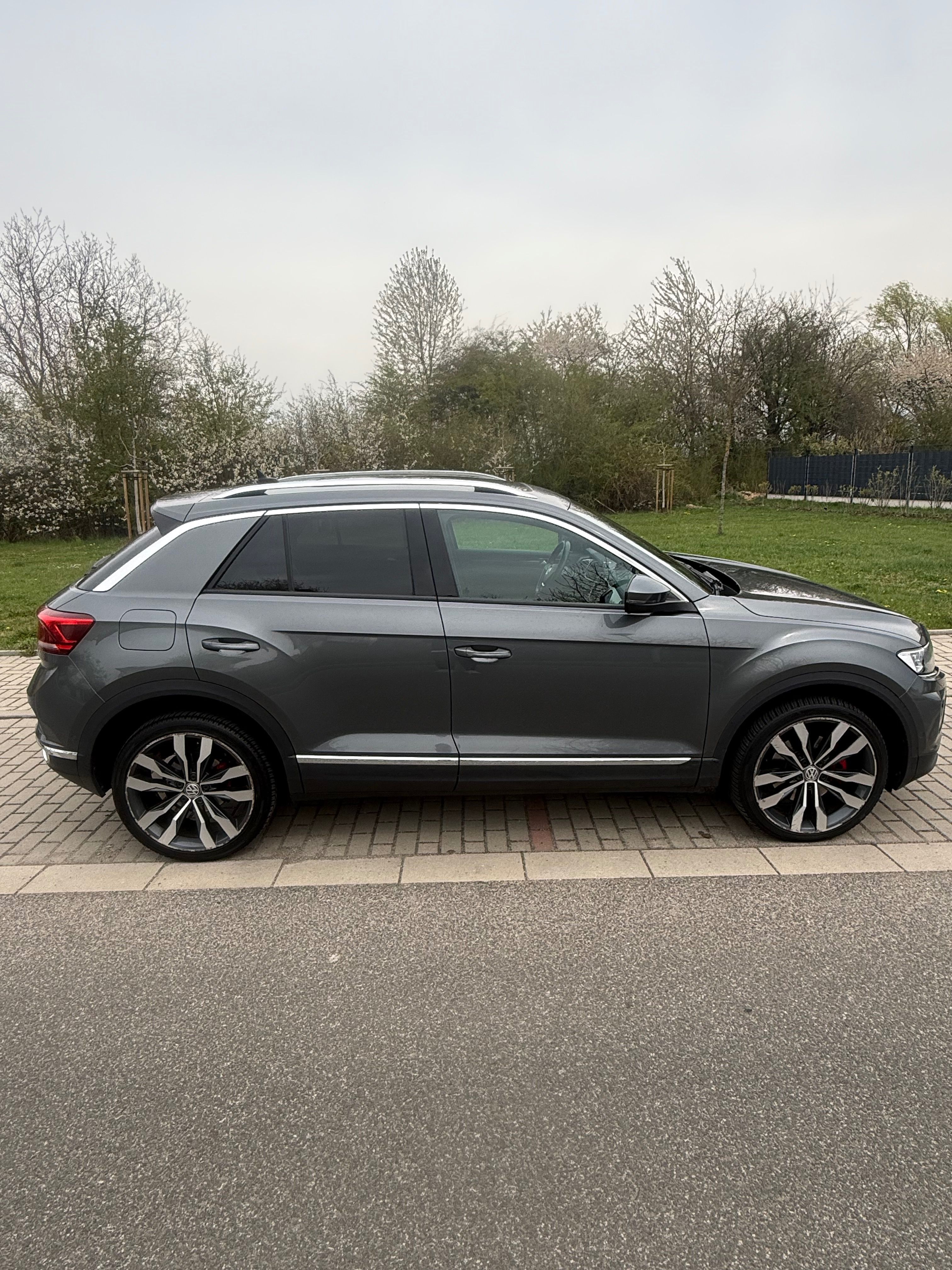 Volkswagen T-Roc, VW T-Roc Sport 2.0 TSI 4Motion - fotka 2