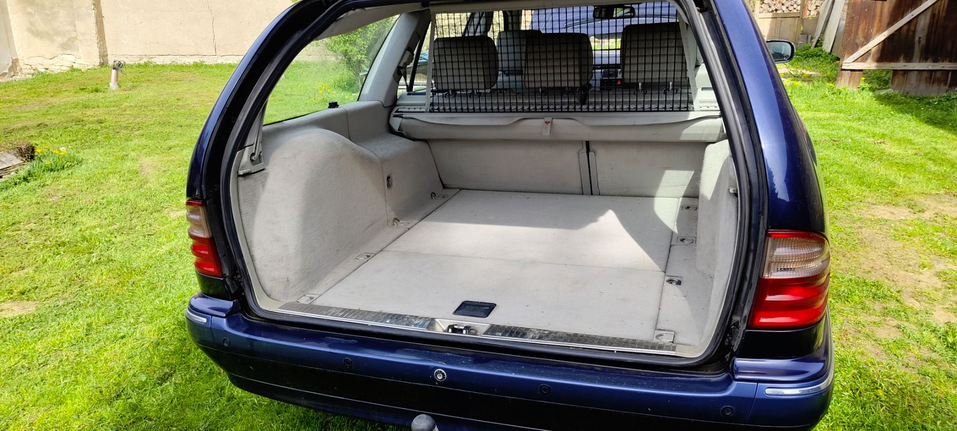 Mercedes-Benz Třídy E, 270 cdi - fotka 5