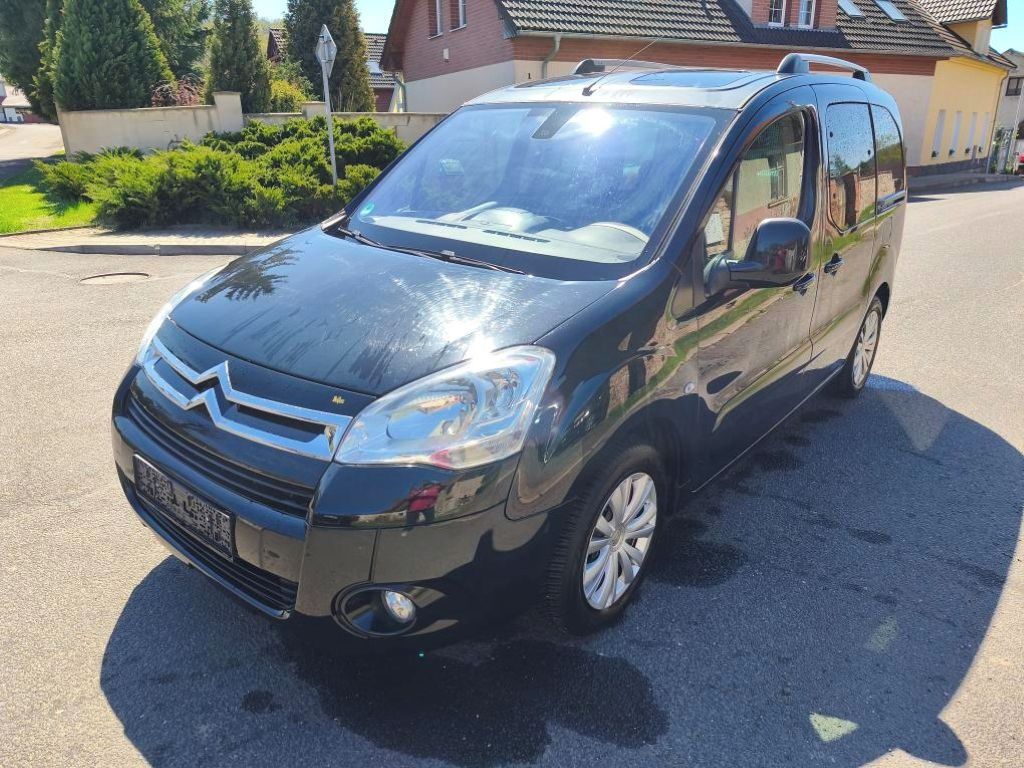 Citroën Berlingo, 1,6PANORAMA+KRASAVEC+ZÁRUKA KM - fotka 3