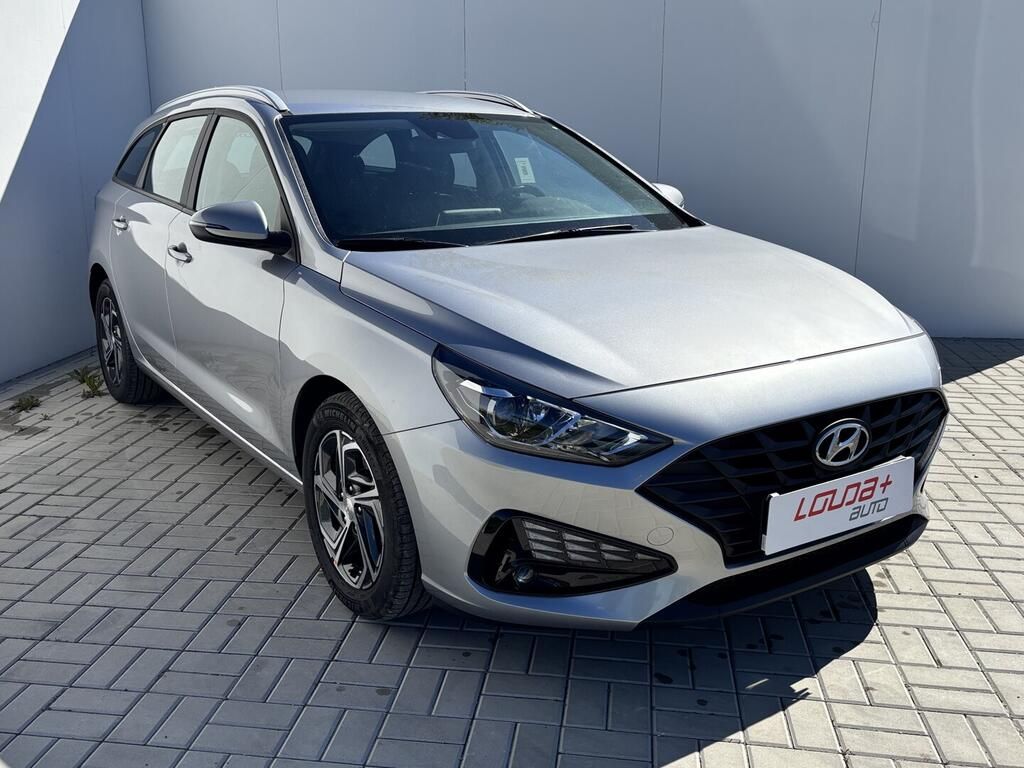 Hyundai i30, Comfort 1.0 T-GDI 88 kW - fotka 3