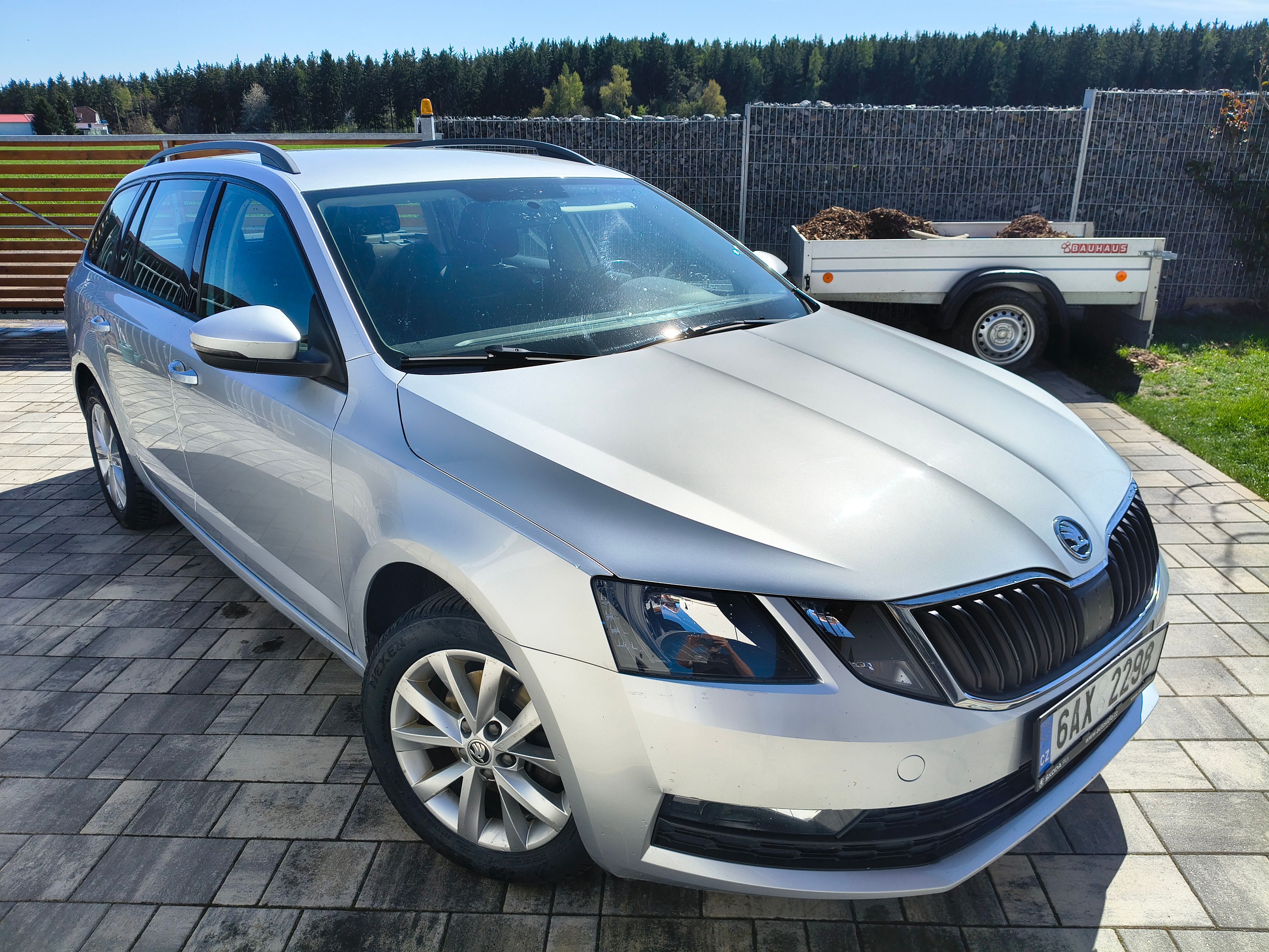 Škoda Octavia, Škoda Octavia 1.0 Kombi - fotka 3