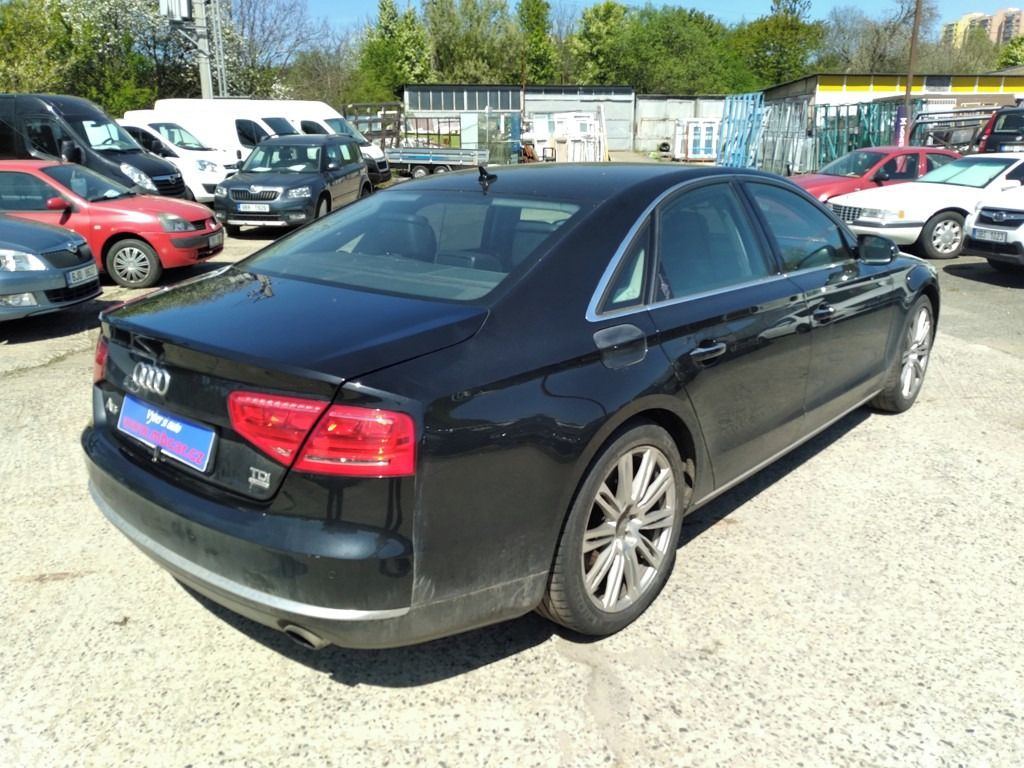 Audi A8, 4.2 TDI V8 QUATTRO NEPOJÍZDNÉ - fotka 6