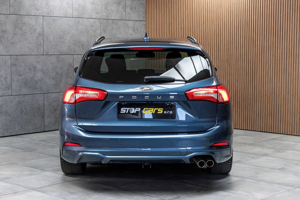 Ford Focus, 1.5 EcoBlue ST-LINE*TAŽNÉ* - fotka 5