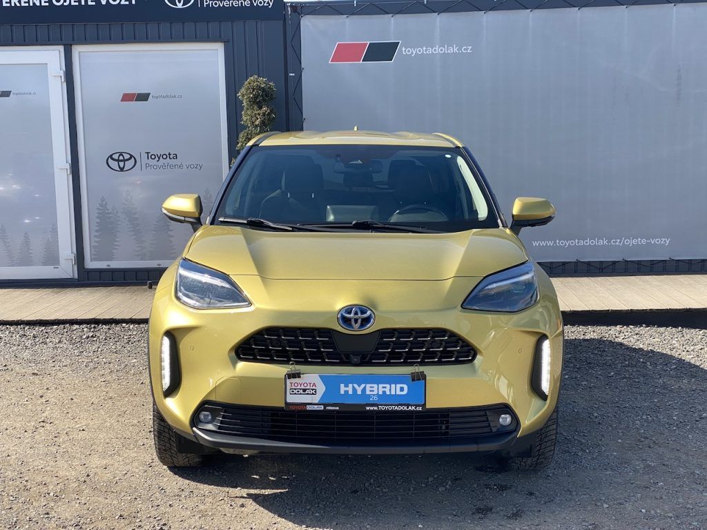 Toyota Yaris Cross, 1.5HSD, ČR-1m, Executive, 4x4 - fotka 3