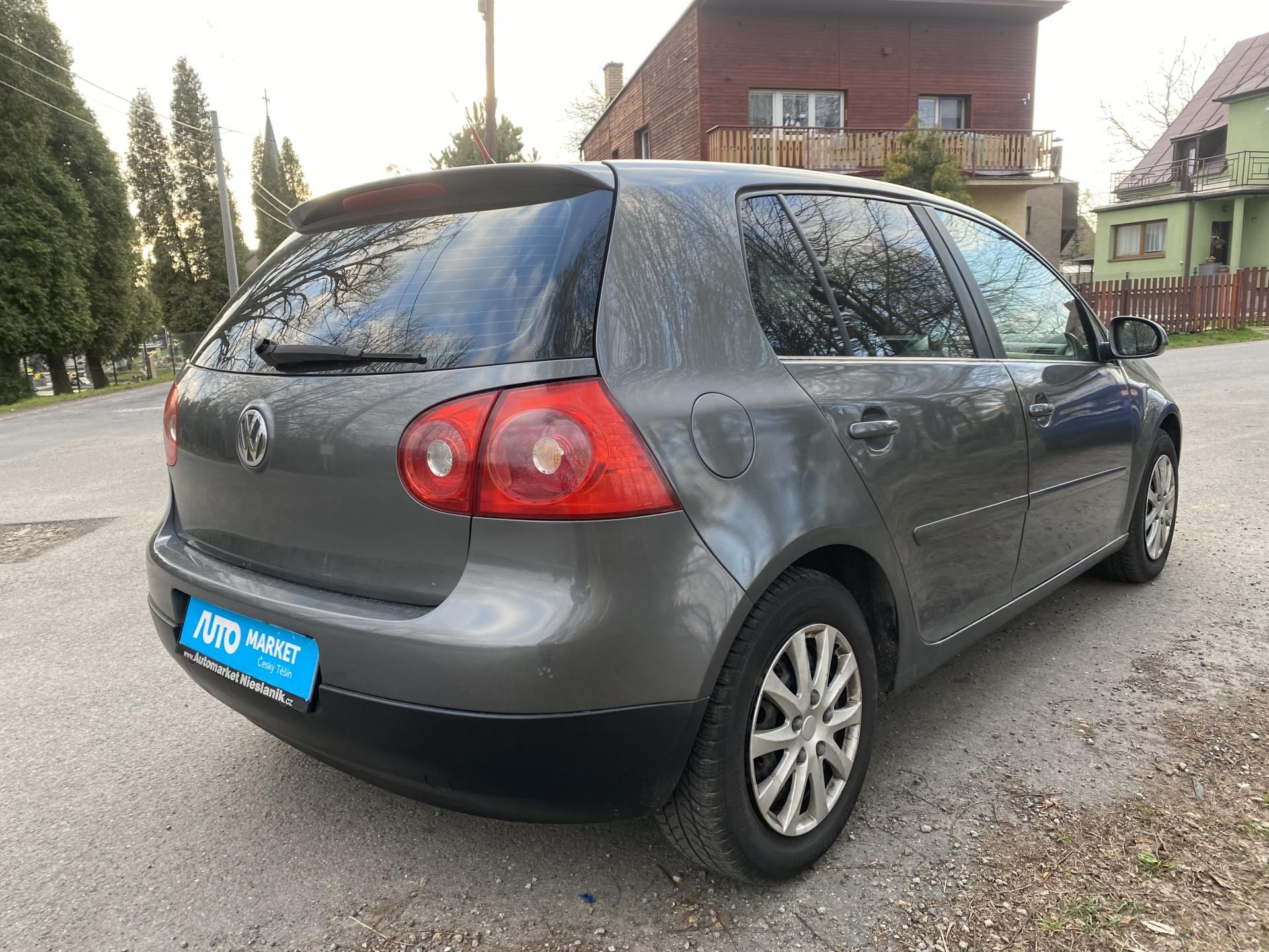Volkswagen Golf, 1,4 16V 59kw TREND - fotka 5