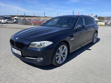 3,0 d 180kw Manuál Luxury 2maj