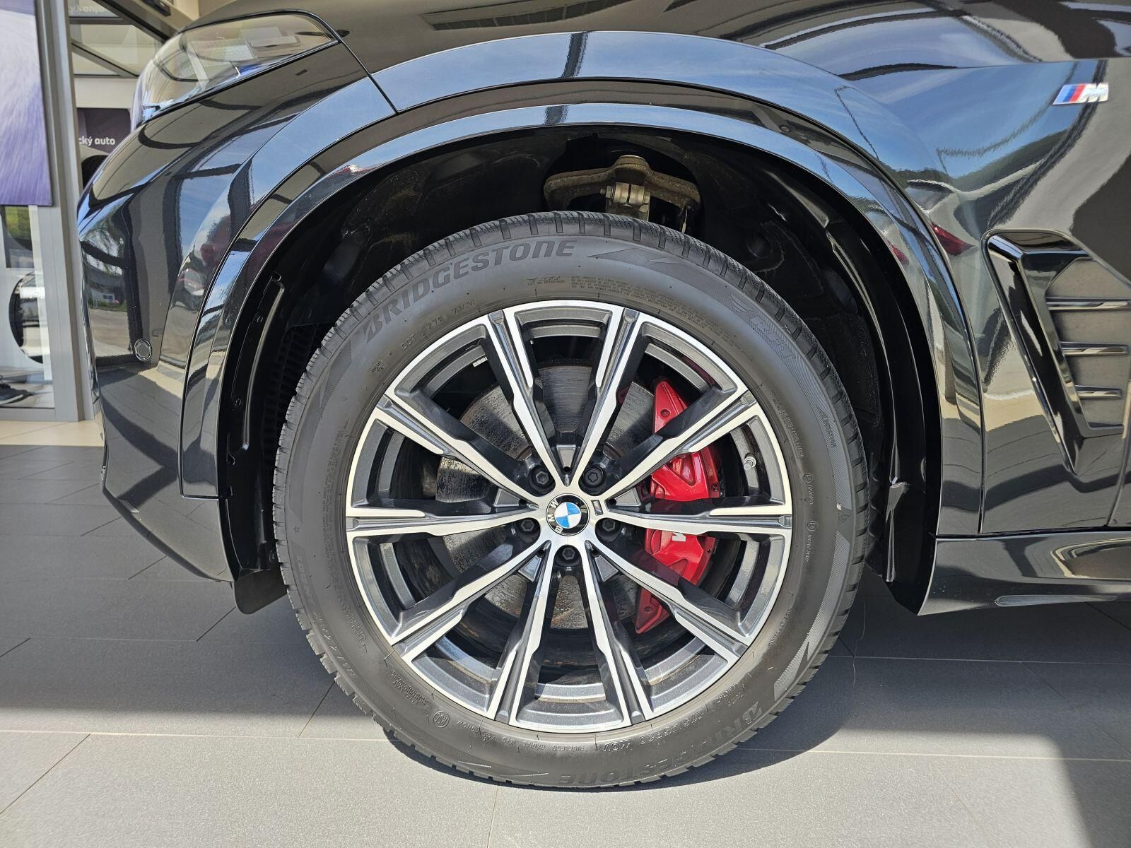 BMW X5, xDrive 30d - fotka 4