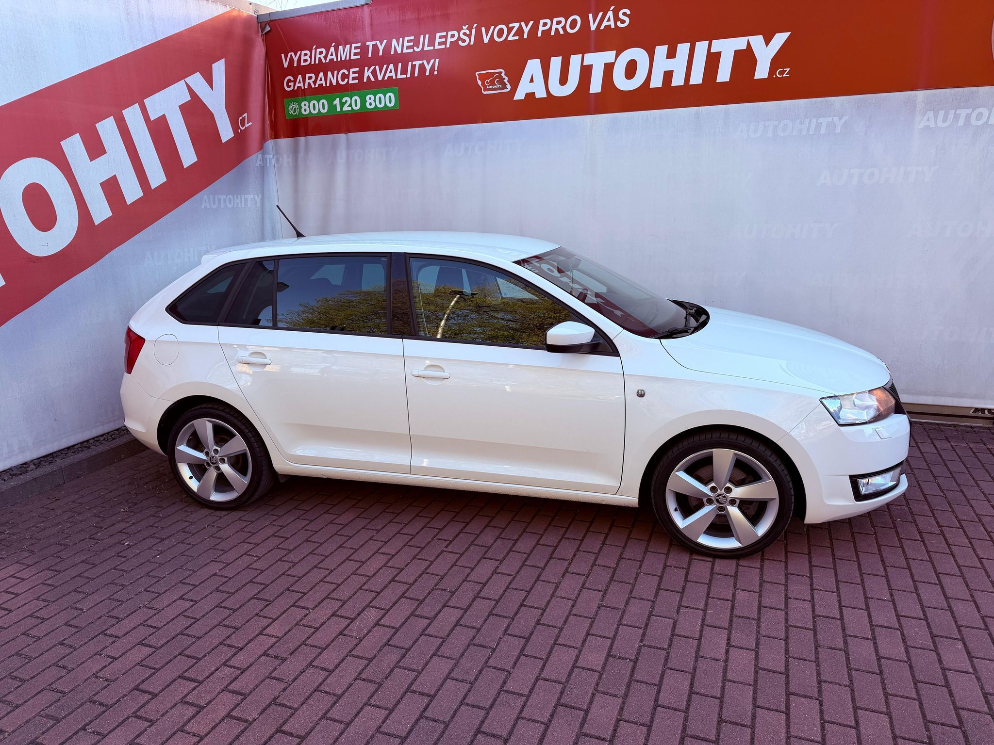 Škoda Rapid, 1.4 TSi Elegance DSG, 1.Maj - fotka 5