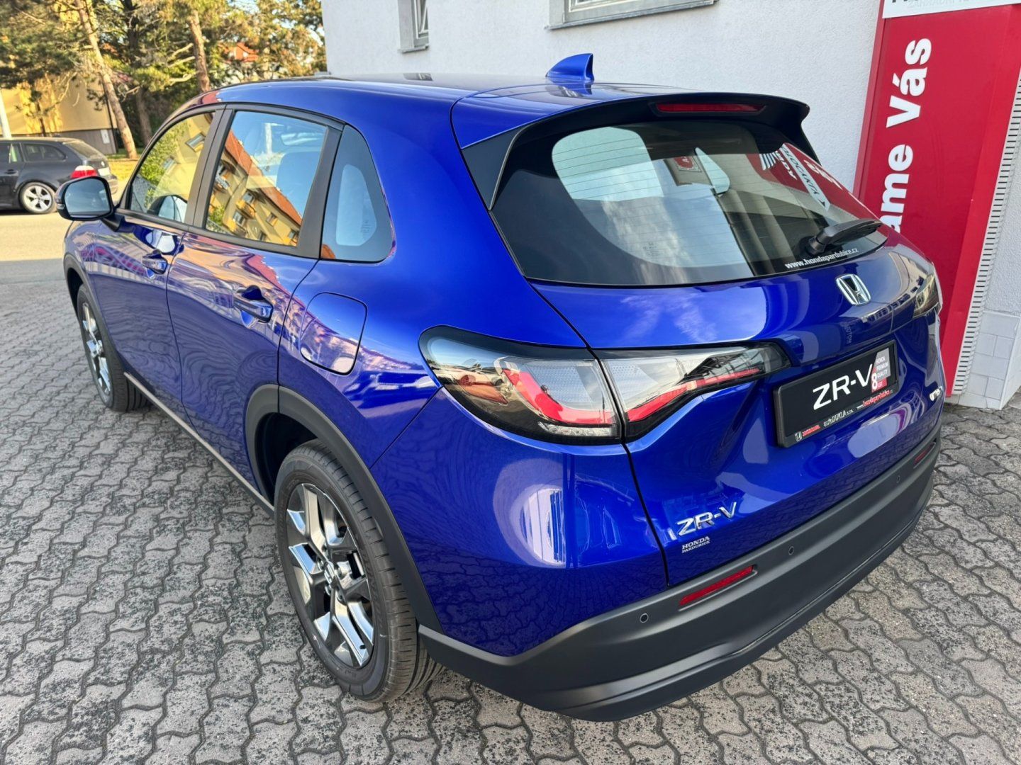 Honda ZR-V, 2.0eHEV 135kW ELEGANCE skladem - fotka 3