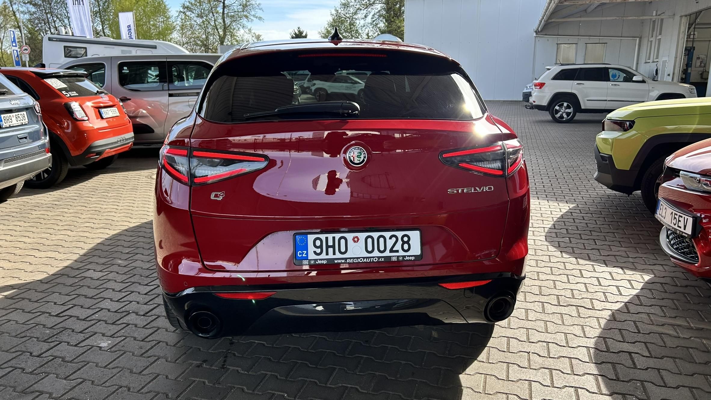 Alfa Romeo Stelvio, 2.0i 280k AWD Veloce - fotka 6