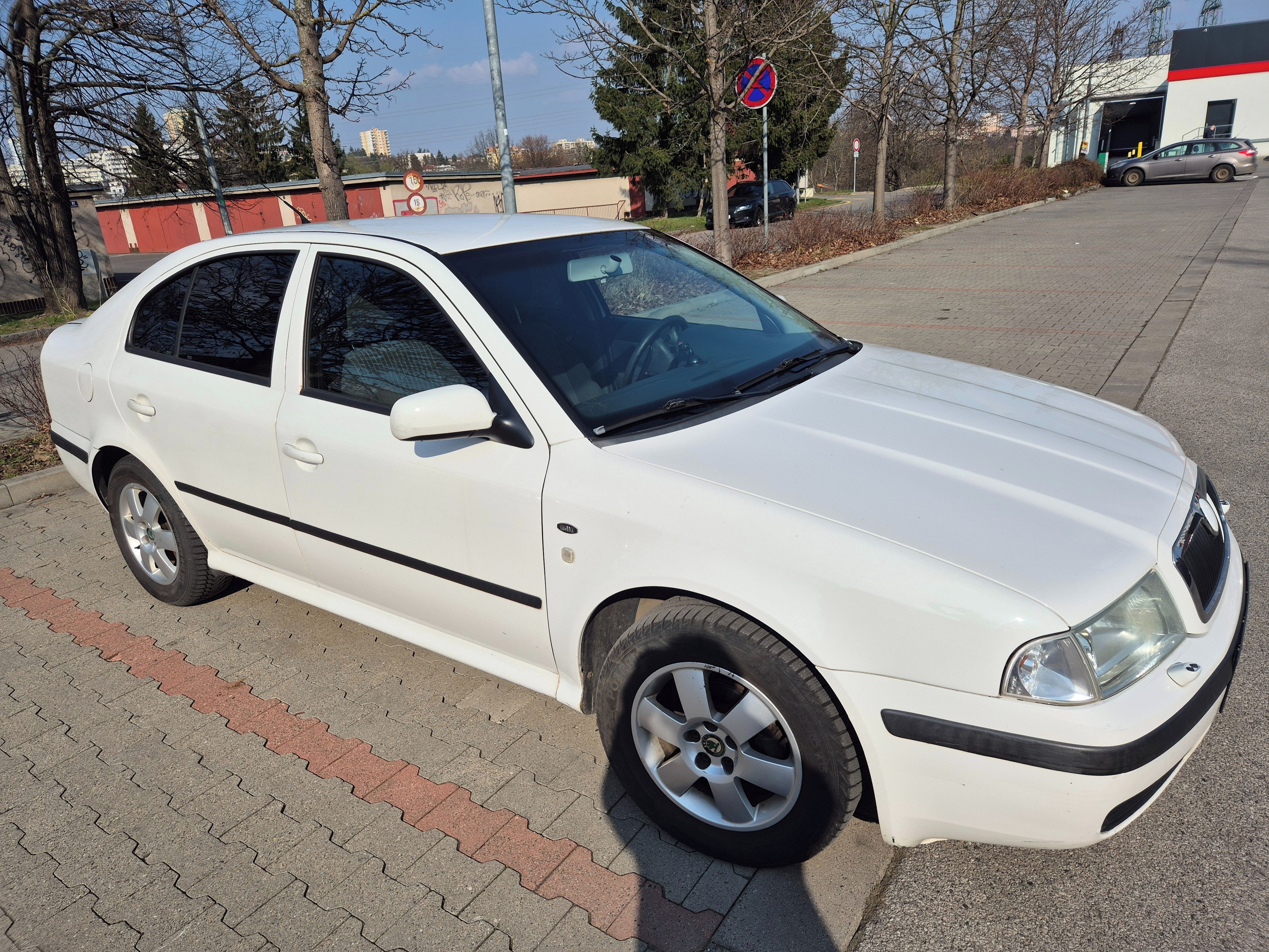 Škoda Octavia, 1,6 i