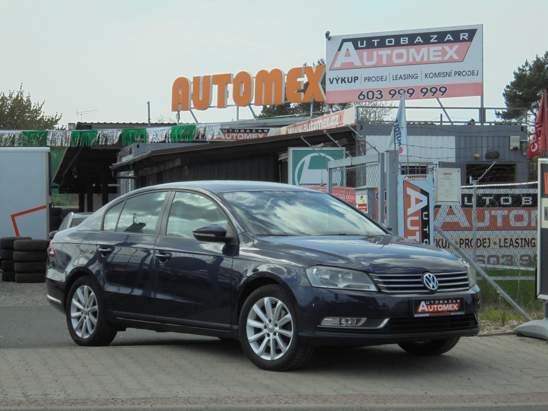 Volkswagen Passat, 1.4 TSI-90 kw- NAVI-8x AIRBAG