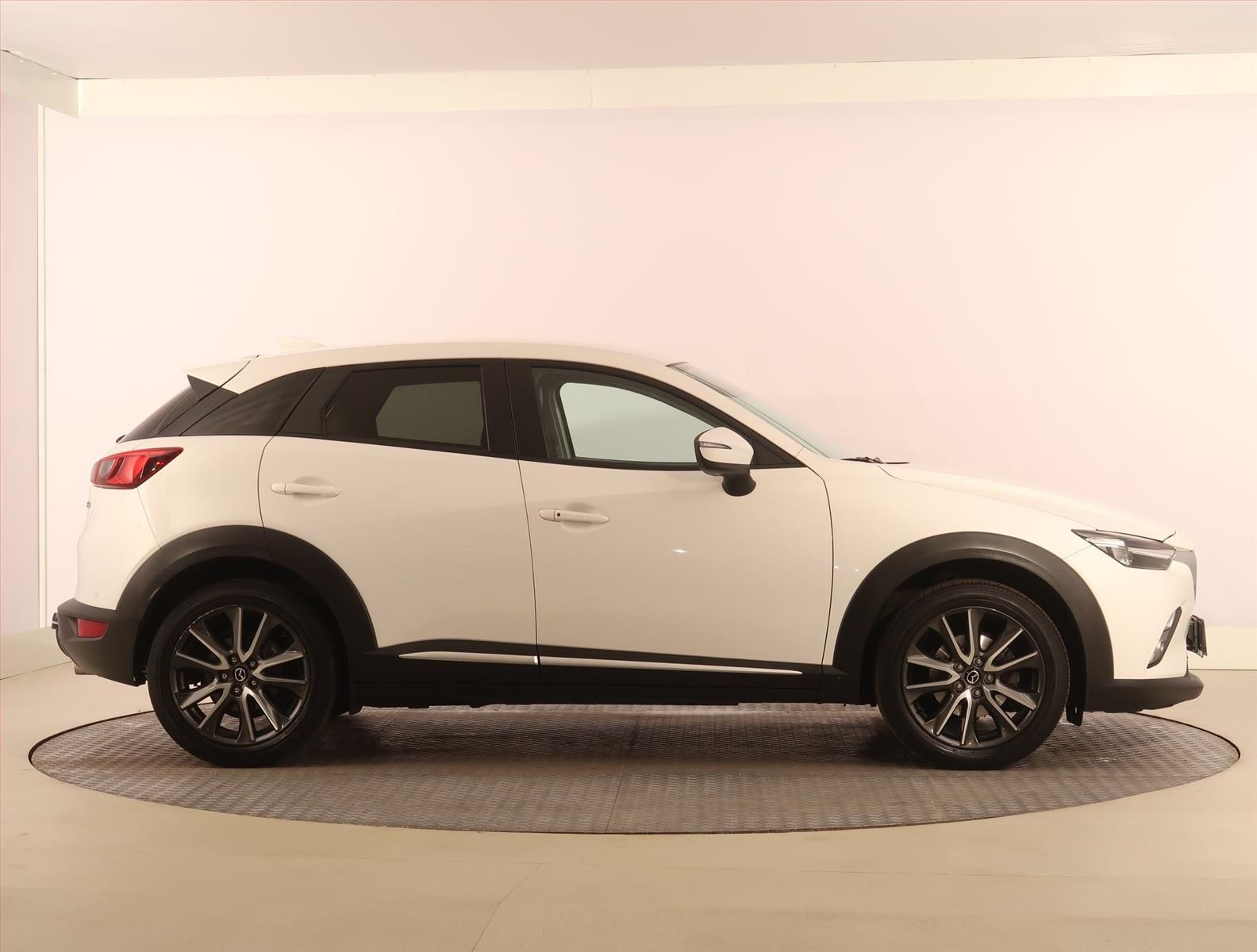 Mazda CX-3, 2.0 Skyactiv-G, 4X4 - fotka 6
