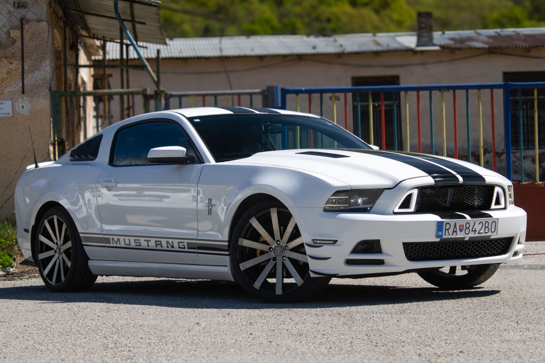 Ford Mustang - fotka 3