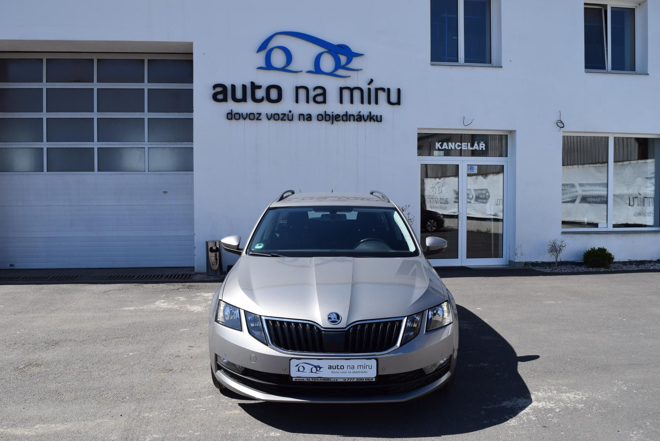 Škoda Octavia, 1.5TSI 110kw AMBI VÝHŘEV NAVI - fotka 3