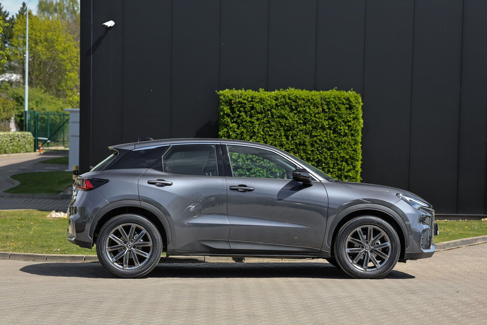 Lexus LBX, 1,5 HEV ELEGANT TECH - fotka 6