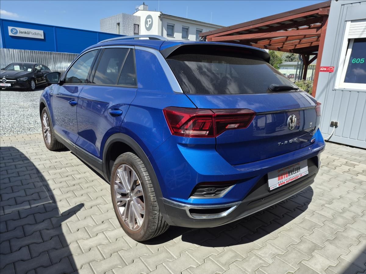 Volkswagen T-Roc, 2,0 TSI R-LINE DSG 4x4 PŘÍPRAV - fotka 2