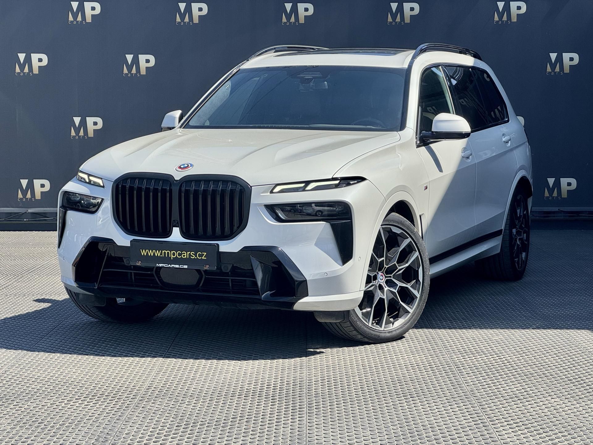 BMW X7, 40d 250kw M-Packet
