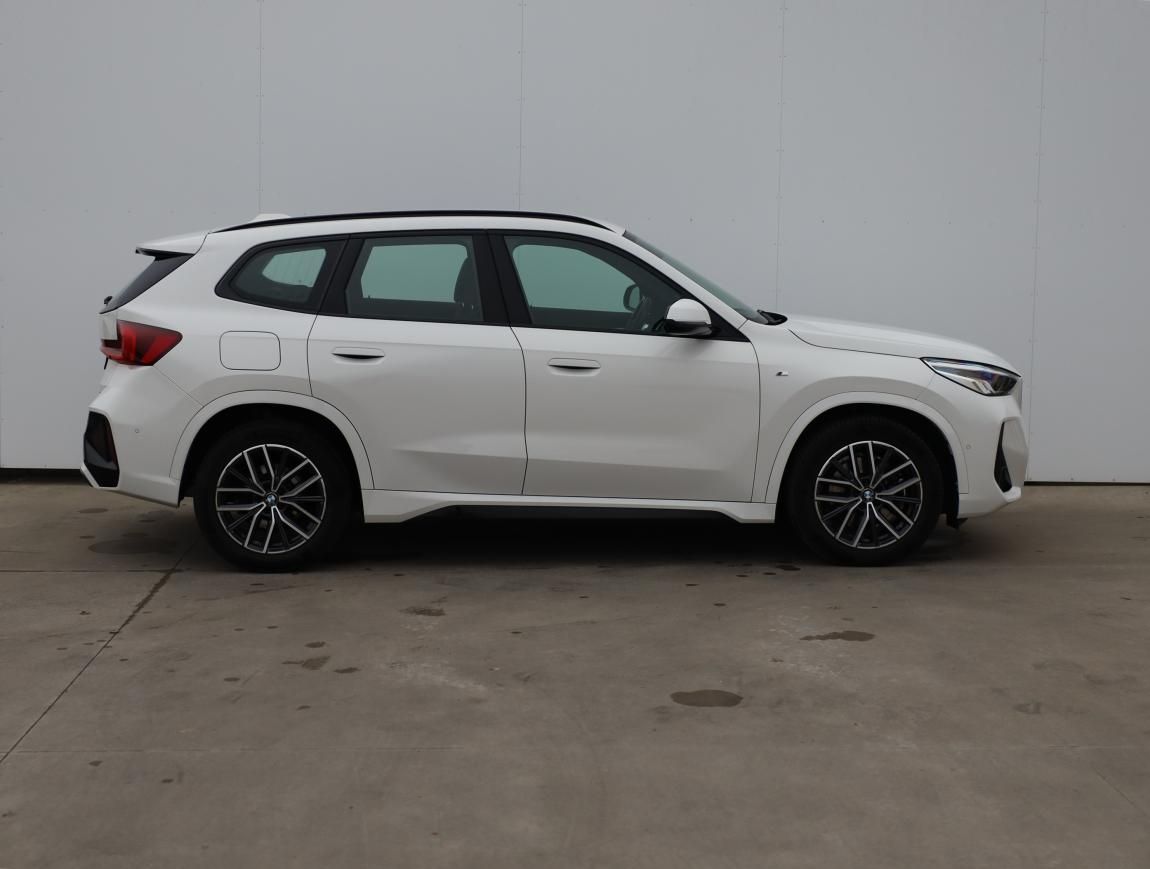 BMW X1, xDrive23i - fotka 6