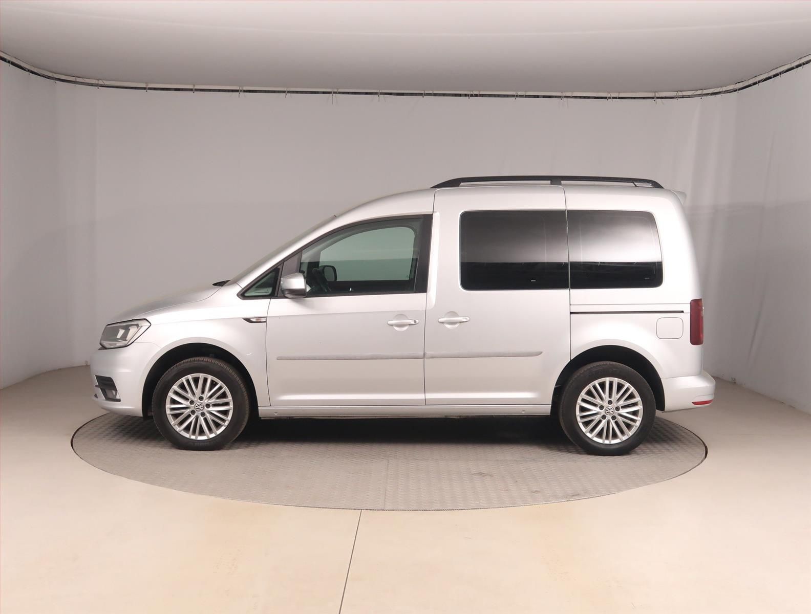 Volkswagen Caddy, 2.0 TDI, 5Míst, Klima, ČR - fotka 3