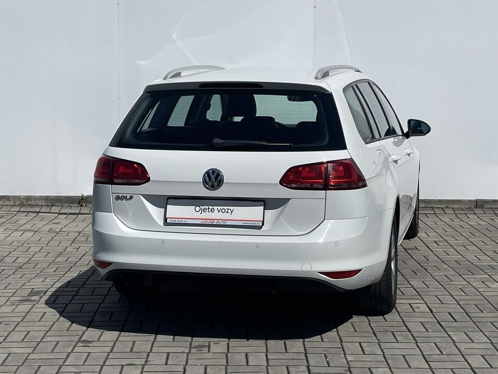 Volkswagen Golf, Highline 1.4 TSI 92 kW - fotka 2
