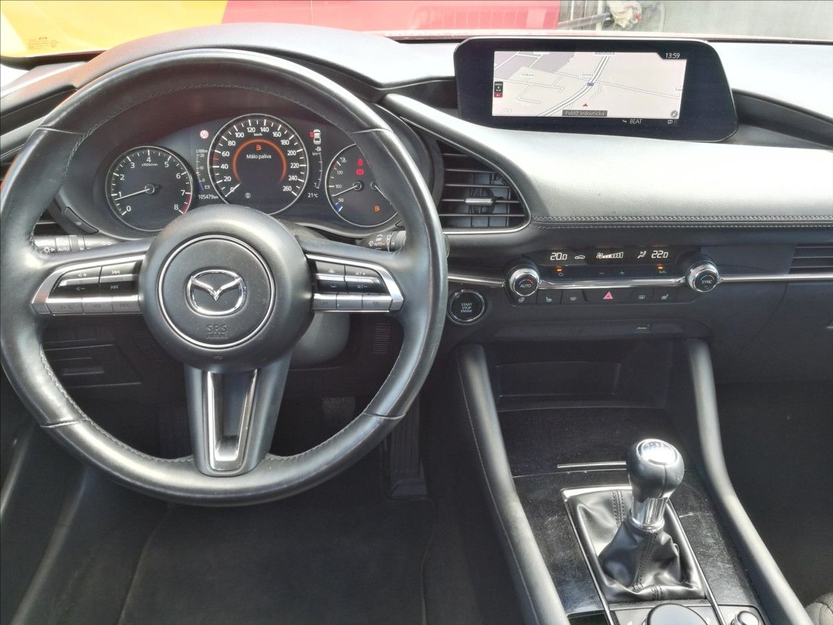 Mazda 3, 2,0 i SkyactivG 1.majitel - fotka 5