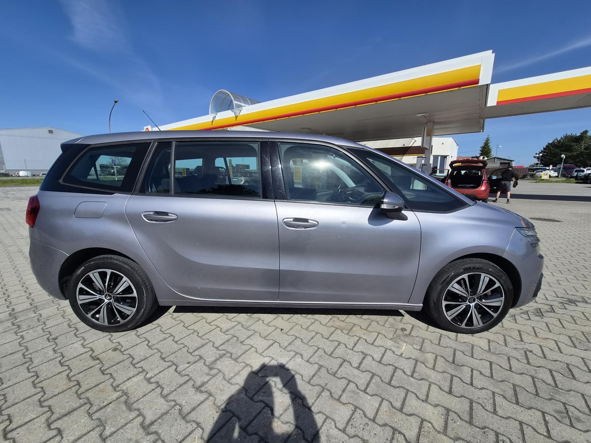 Citroën Grand C4 Picasso, 2,0 HDi - fotka 3