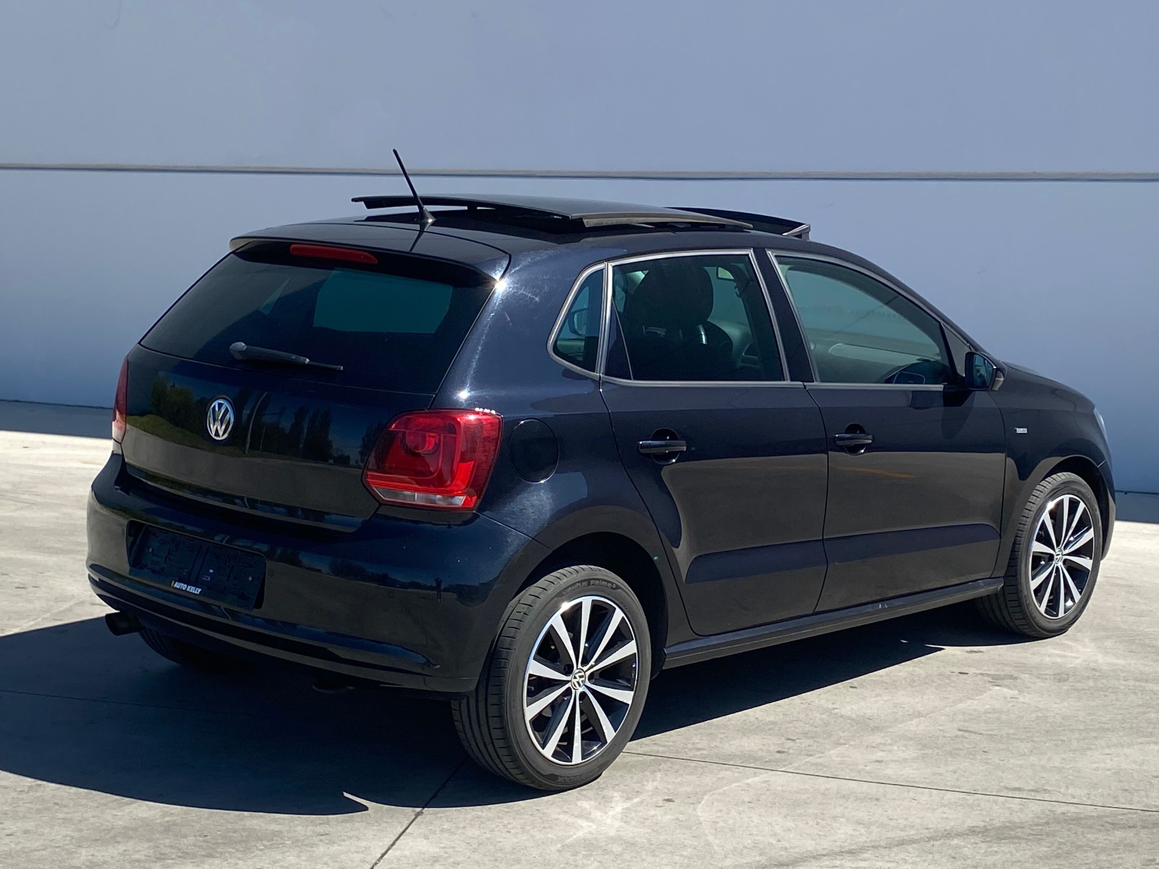 Volkswagen Polo, Life 1,2TSI 66KW-Panorama-Top! - fotka 2