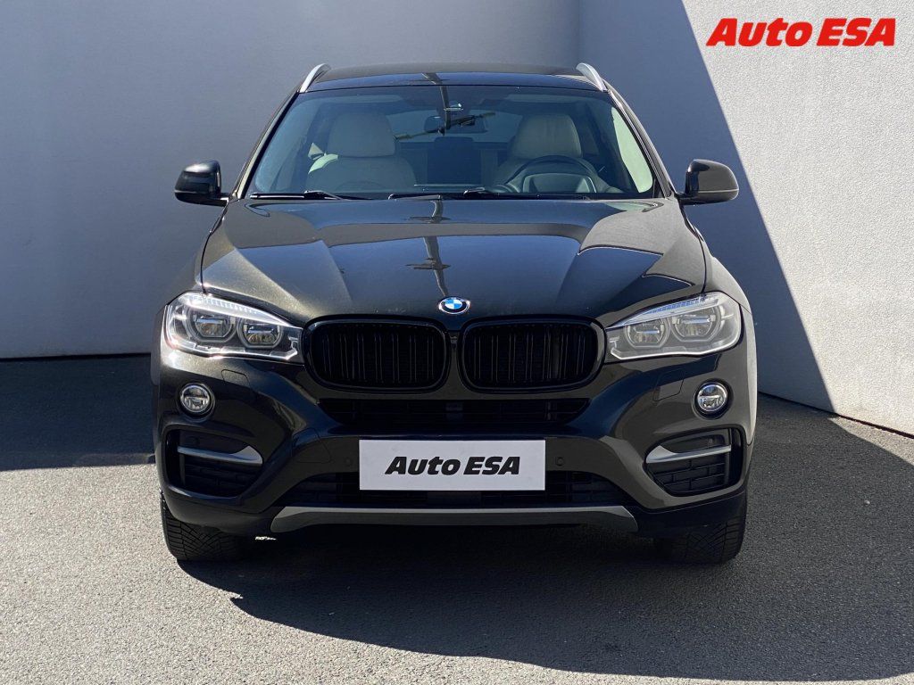 BMW X6, 3.0 D X6 Xdrive - fotka 2