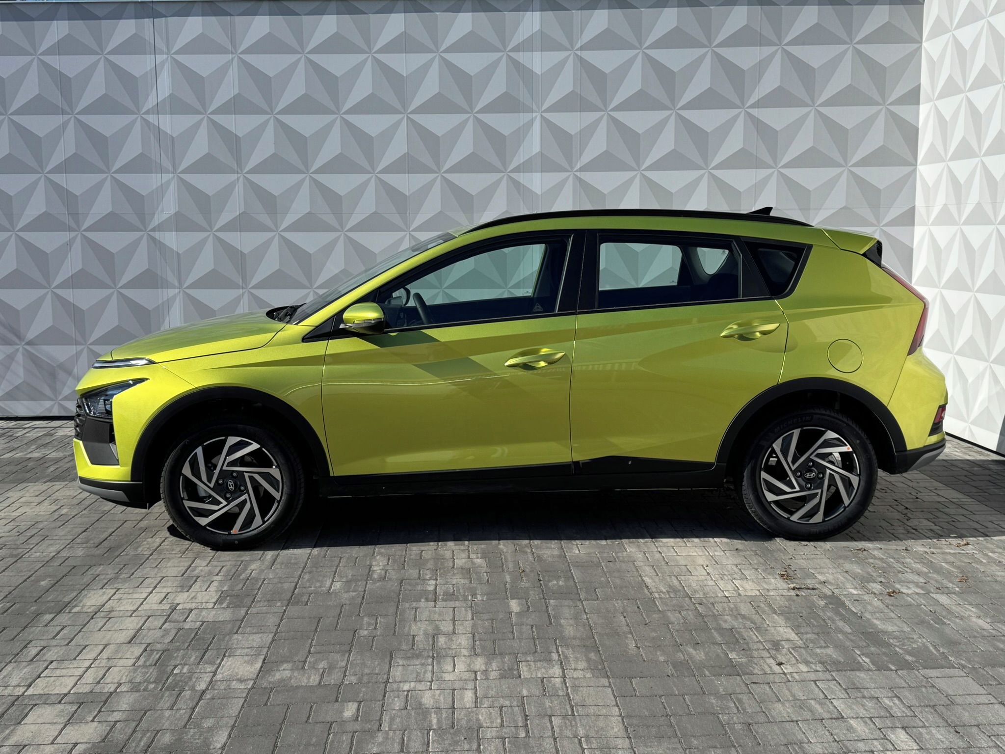 Hyundai Bayon, 1.0 T-GDi GO! - fotka 3