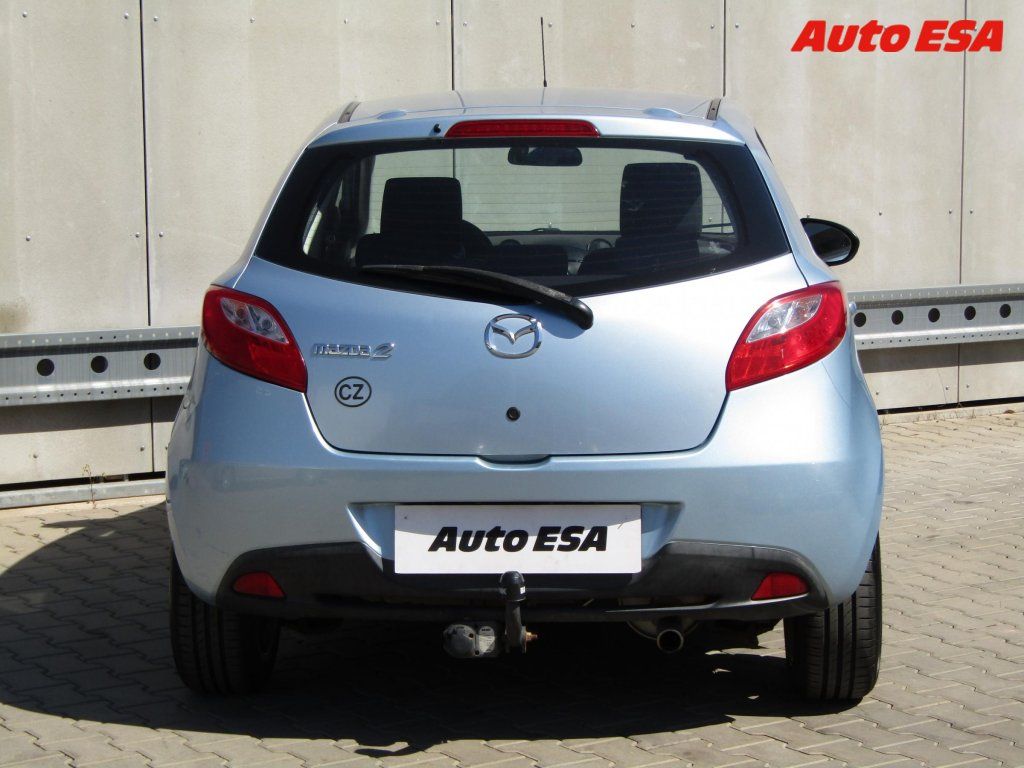 Mazda 2, 1.3 i,ČR - fotka 5